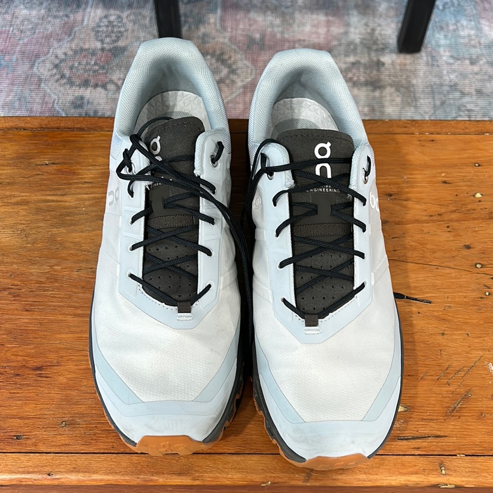 Men’s ON running cloudventure waterproof trail running shoe